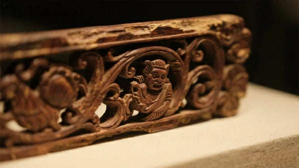 <strong>Suzhou Classical Woodcarving: Every Chisel Stroke, a Testament to Mastery</strong>