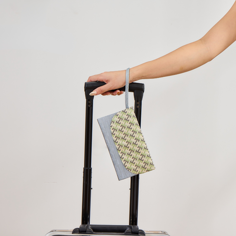 Vintage Letter Silk Song Brocade Clutch