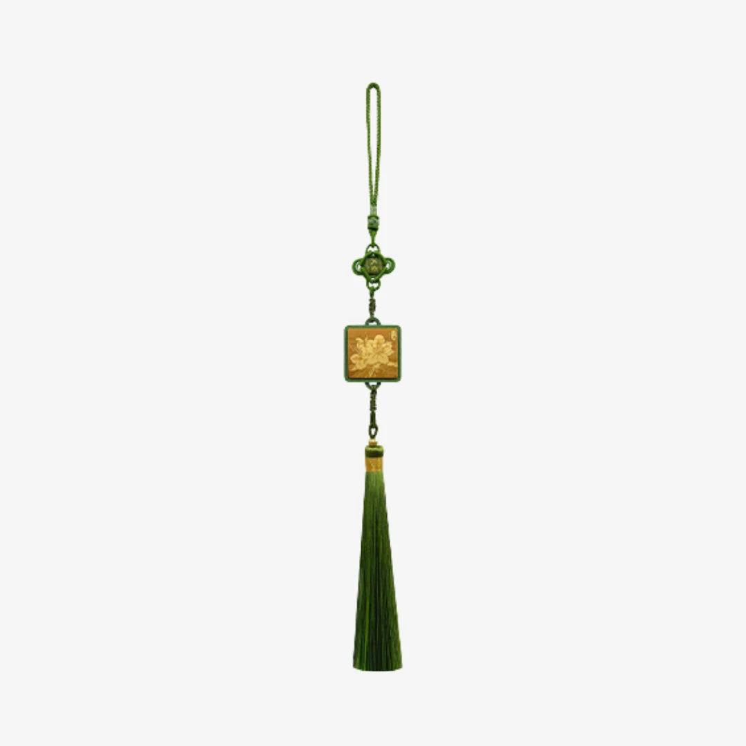 Azalea & Peony Qing Bamboo Phone Charm – Chinese Knot Edition