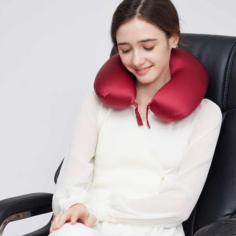 19 Momme 100% Mulberry Silk U-Shaped Neck Pillow