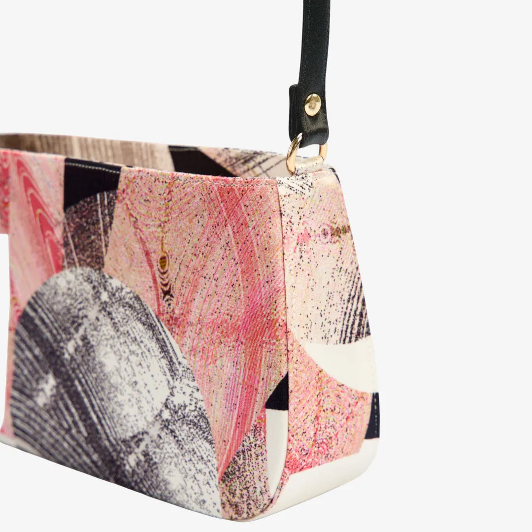Dreaming of Summer in Jiangnan – Silk Promenade Bag