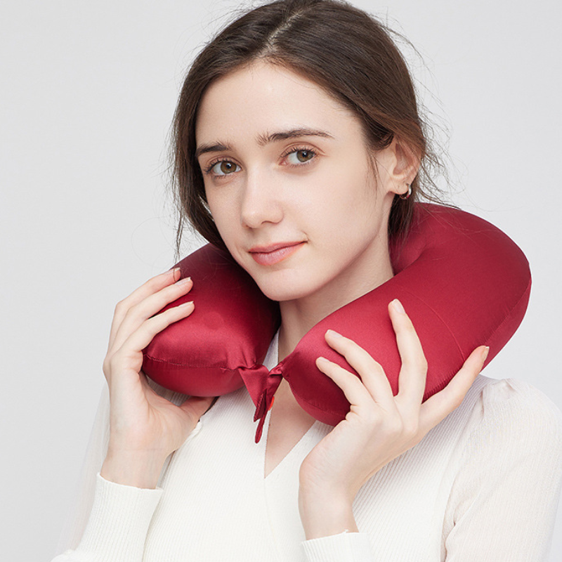 19 Momme 100% Mulberry Silk U-Shaped Neck Pillow