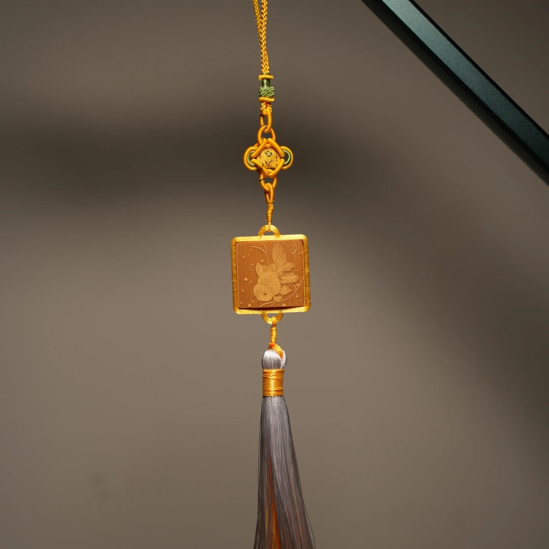 Azalea & Peony Qing Bamboo Phone Charm – Chinese Knot Edition