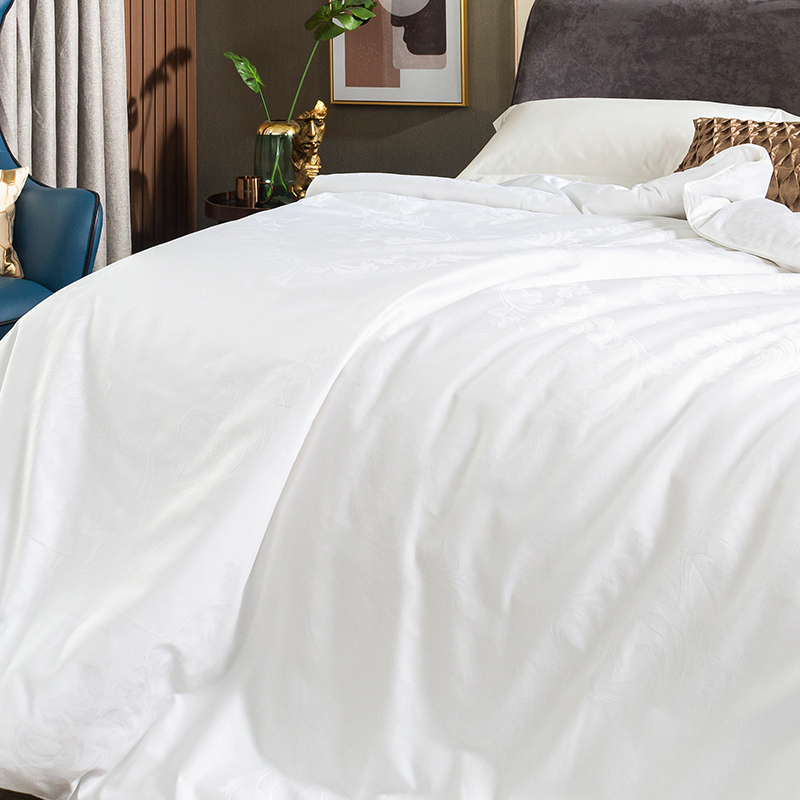 White 80s Cotton 100% Mulberry Silk Duvets