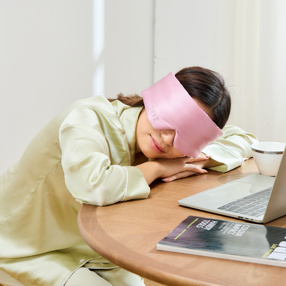Pink 100% Mulberry Silk Deep Sleep Mask