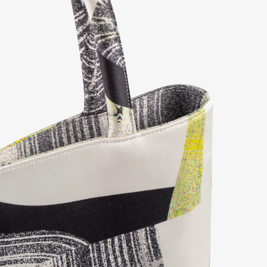 Dreaming of Spring in Jiangnan – College Avenue Bag