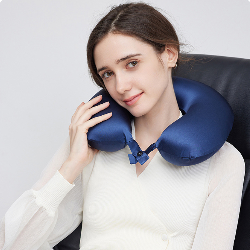 19 Momme 100% Mulberry Silk U-Shaped Neck Pillow