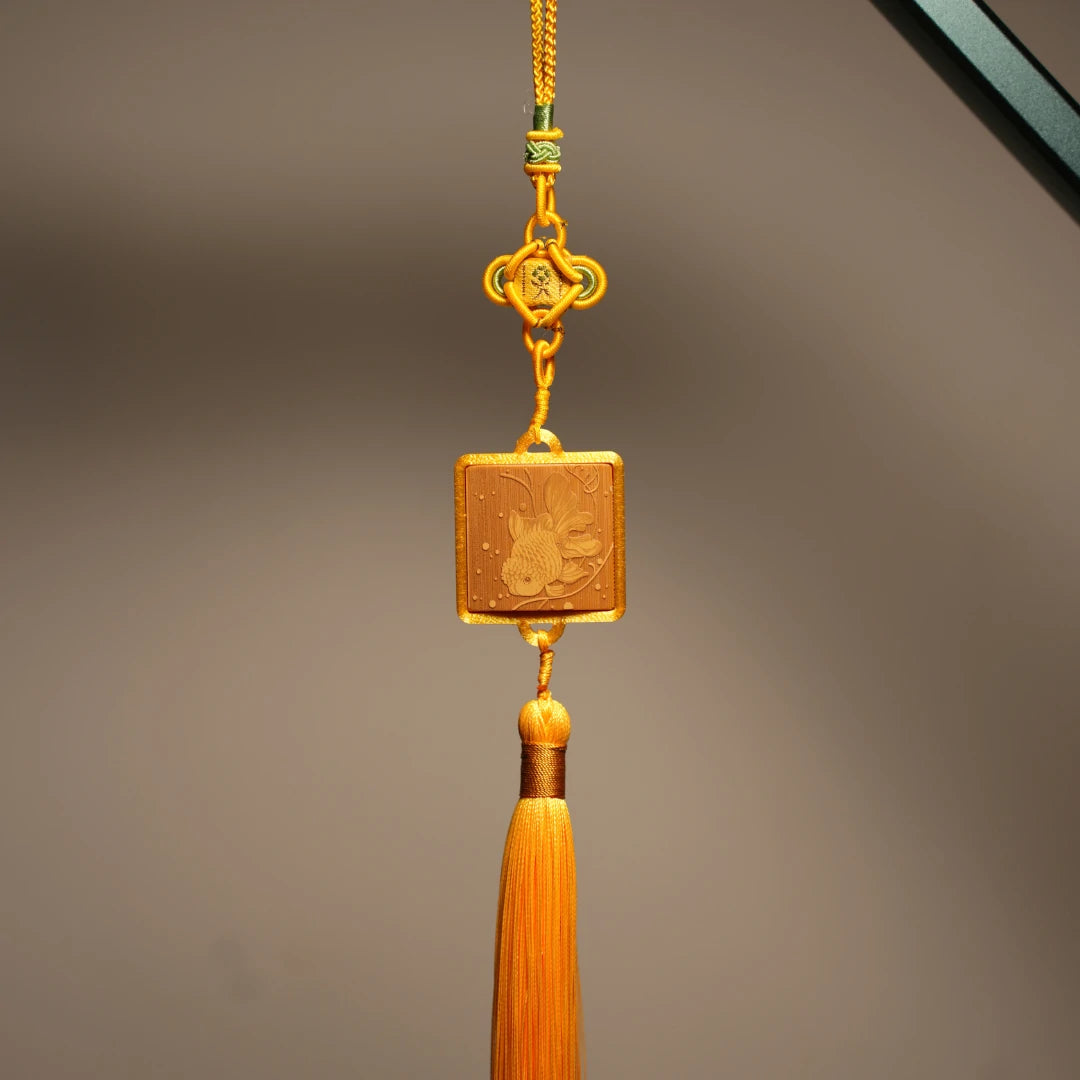 Azalea & Peony Qing Bamboo Phone Charm – Chinese Knot Edition