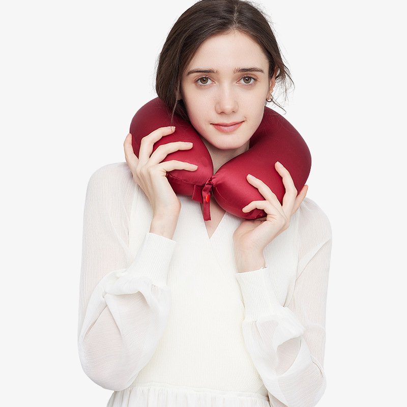 19 Momme 100% Mulberry Silk U-Shaped Neck Pillow