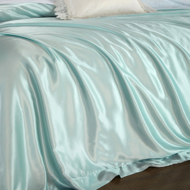19 Momme 100% Mulberry Silk Mint Green Bedding Set