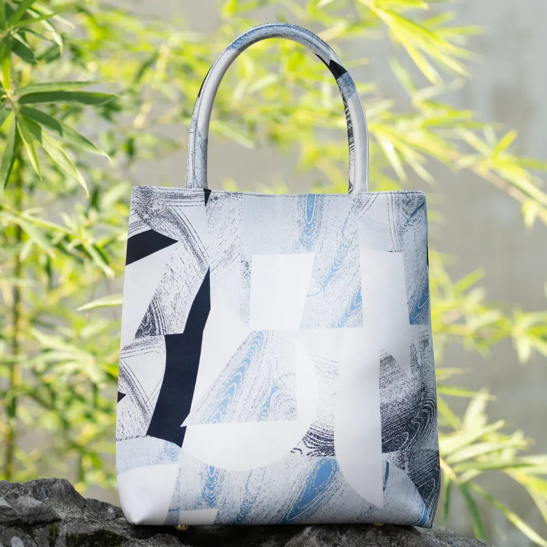 Dreaming of Winter in Jiangnan – College Avenue Bag