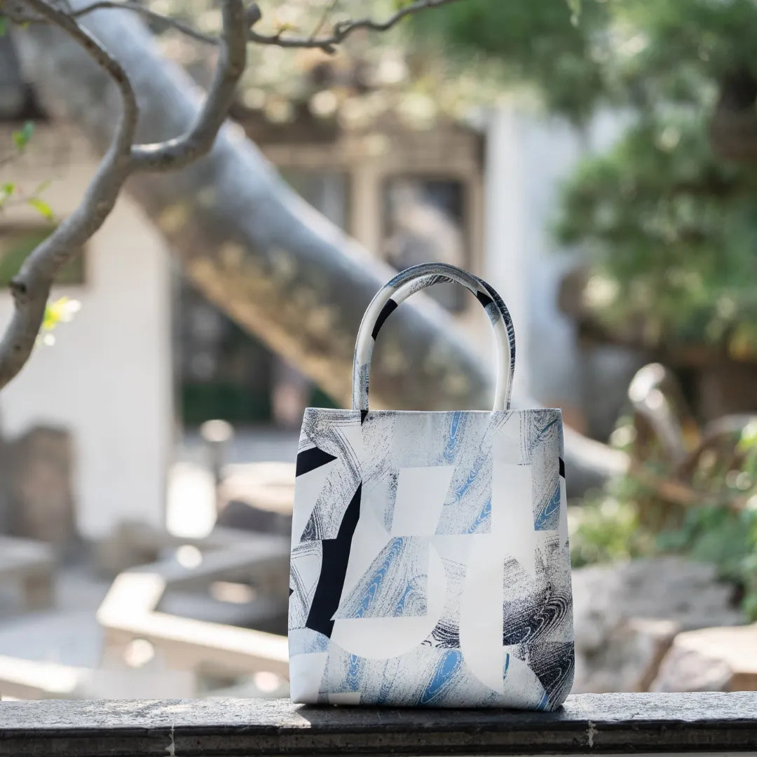 Dreaming of Winter in Jiangnan – College Avenue Bag