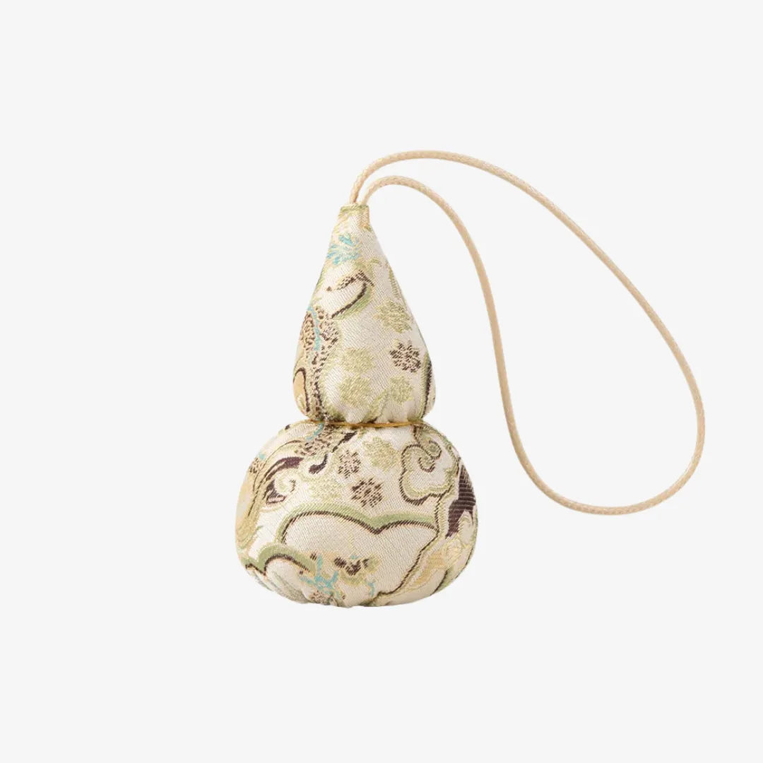 Song Brocade Silk Hulu Pendant