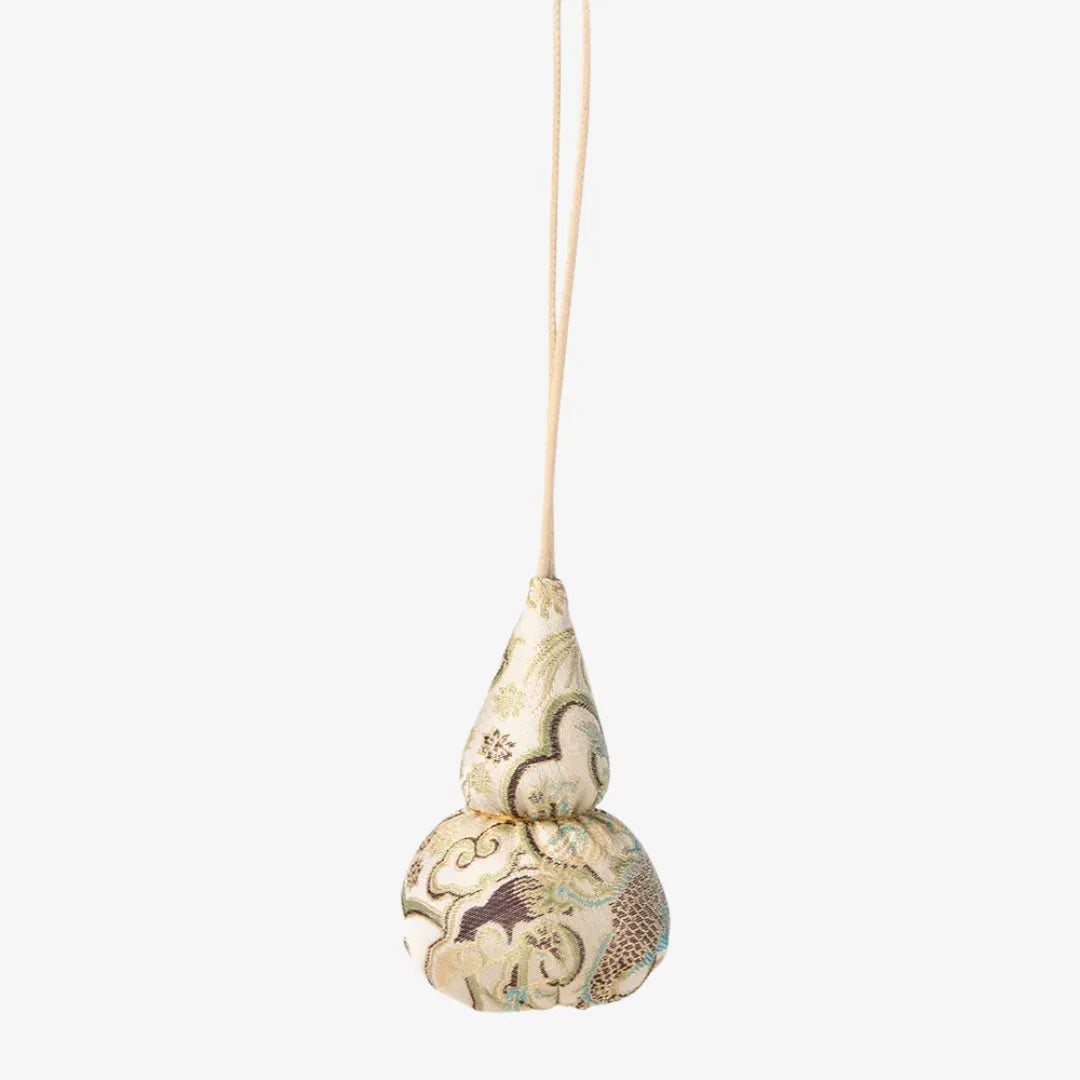Song Brocade Silk Hulu Pendant