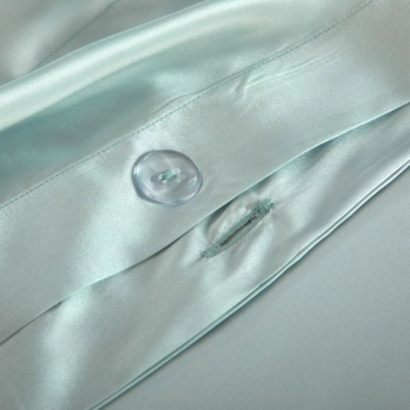 19 Momme 100% Mulberry Silk Mint Green Bedding Set
