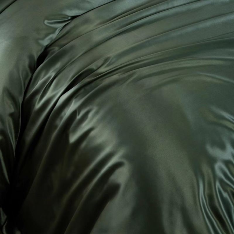 19 Momme 100% Mulberry Silk Olive Green Bedding Set