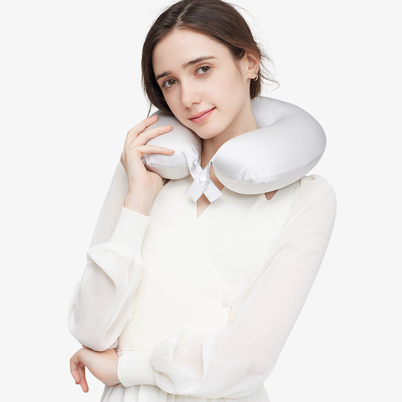 19 Momme 100% Mulberry Silk U-Shaped Neck Pillow