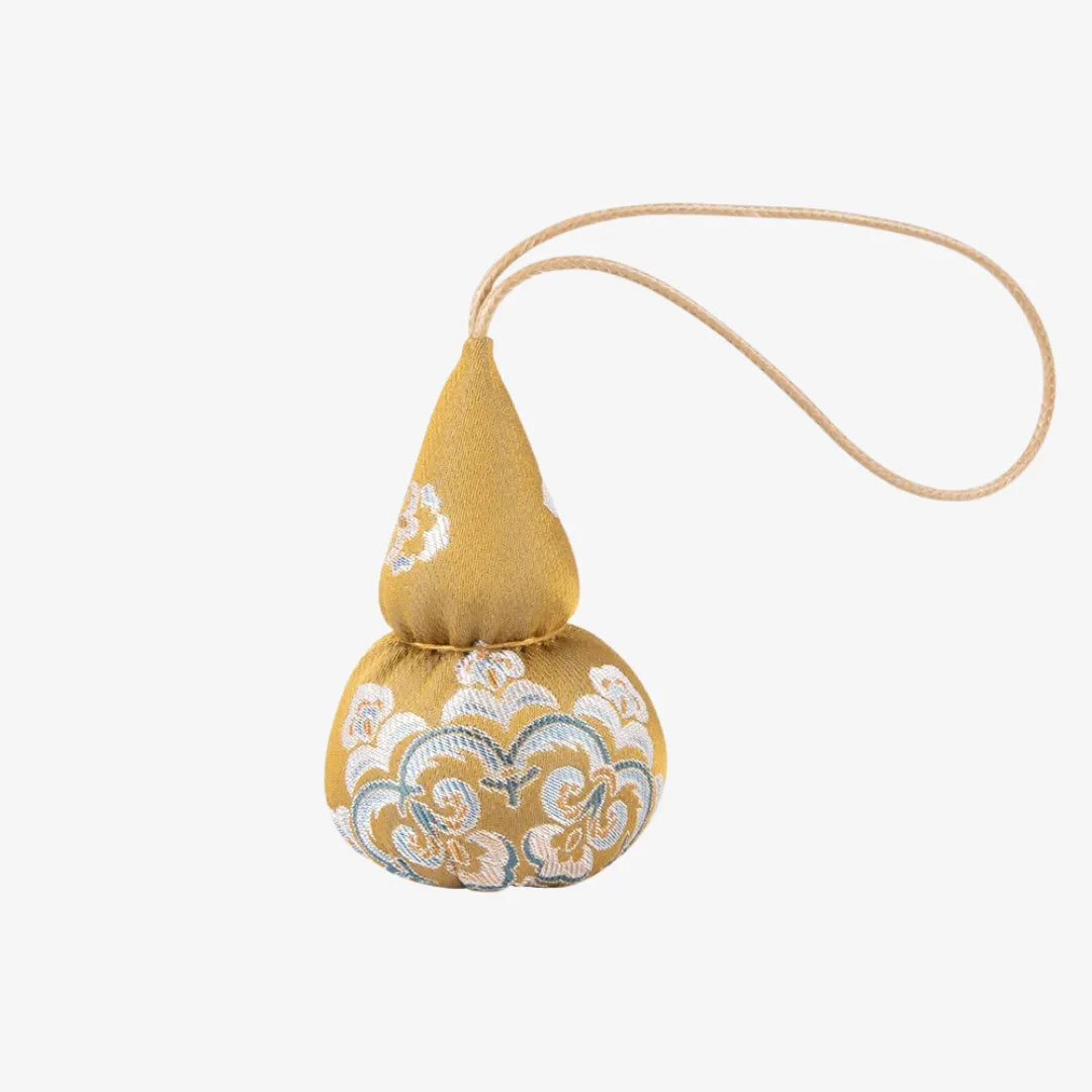 Song Brocade Silk Hulu Pendant