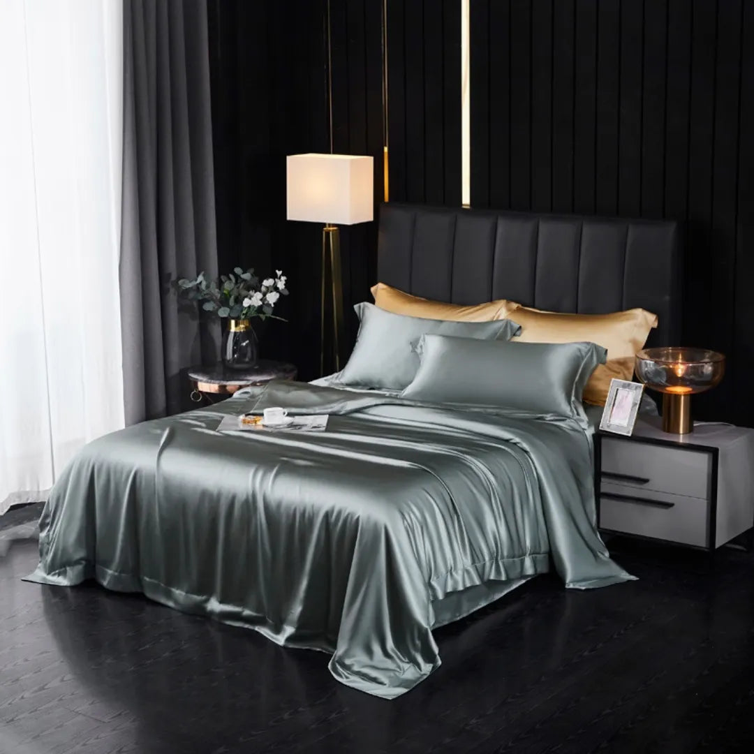 19 Momme 100% Mulberry Silk ‘Matcha Green’ Flat Sheet