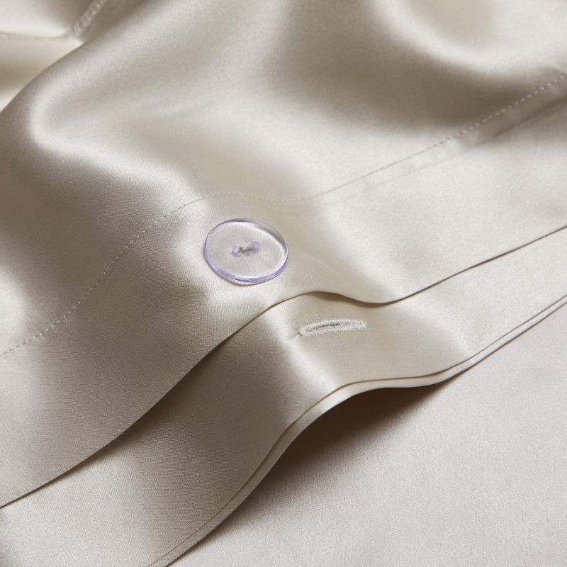 19 Momme 100% Mulberry Silk Beige Bedding Set