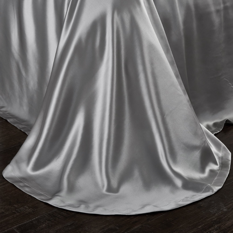 19 Momme 100% Mulberry Silk Silver Bedding Set