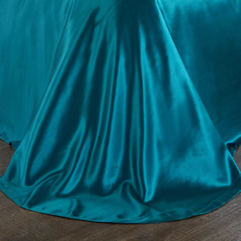 19 Momme 100% Mulberry Silk Peacock Blue Bedding Set